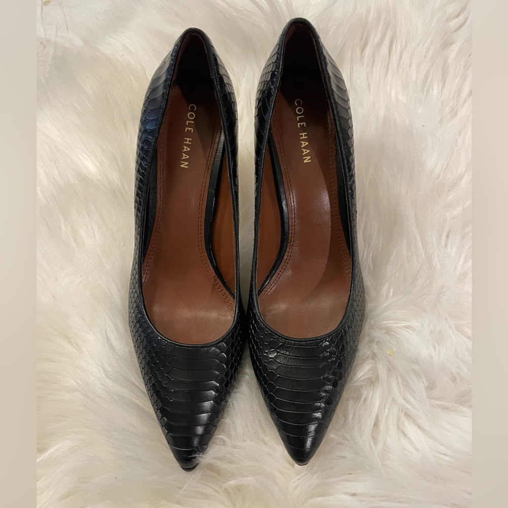 Cole Haan Idala Black Leather Snakeskin Heels size 6.5